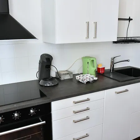 Les Cigognes Du Centre Apartamento