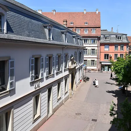 Les Cigognes Du Centre Apartamento